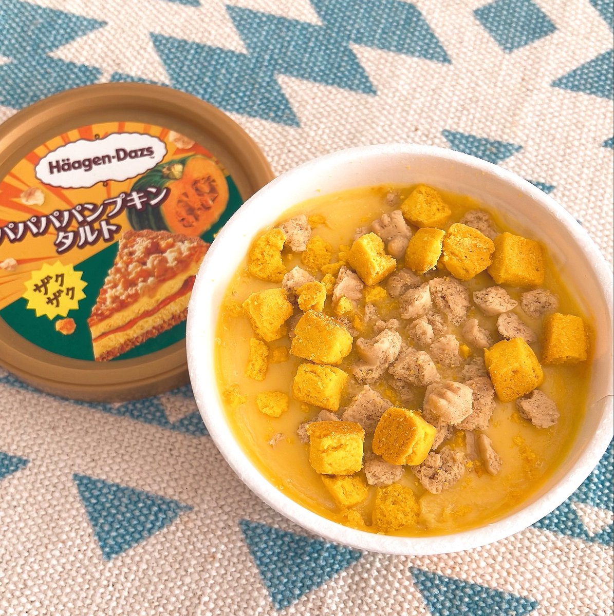 pppwap's tweet photo. 美味しすぎてあと100個食べられる🎃 https://t.co/7Nds7lXEAH
