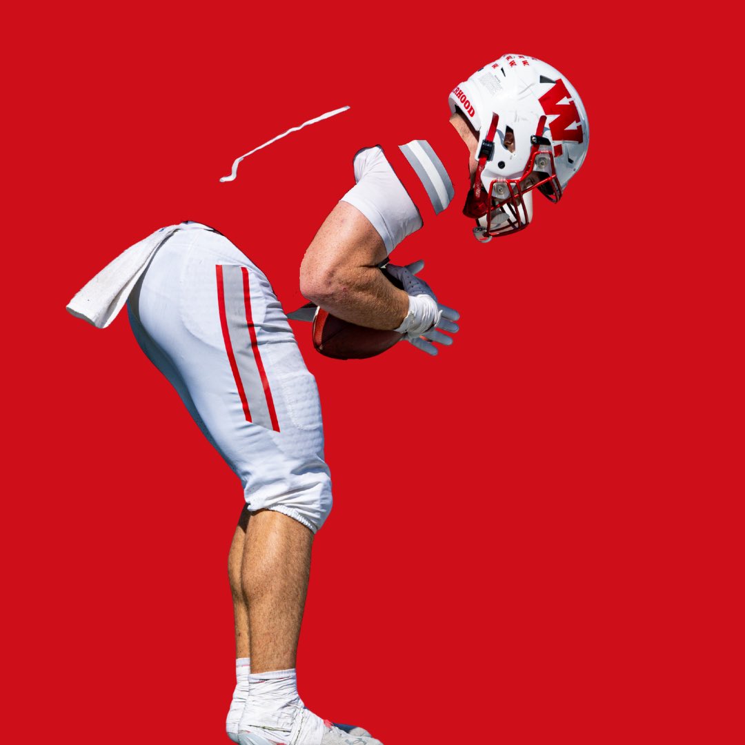 WabashFB's tweet photo. Scarlet🔴

#waf https://t.co/n3HjfLsG2H