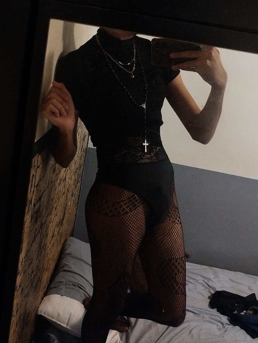 boobloverdotcom's tweet photo. post de apresentação no #nsfwtwt!!!

> 23 aninhos de existência 
> bissexual (gosto de tudo)
> #femboy meio-periodo
> conta 100% 🔞 https://t.co/lknTEFghrU