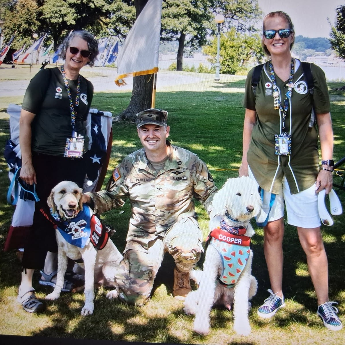 RedCrossIL's tweet photo. 🐾❤️ Our Red Cross Animal Visitation volunteers and their handlers bring smiles, joy and unconditional love to service members, military families and communities.

Read more here: https://t.co/YBZUwhDVsL | https://t.co/AyKcCoRVTX https://t.co/raQxiqcgDw