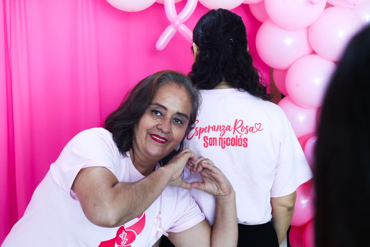 GobSanNicolas's tweet photo. 🎀💗 ¡Celebramos el segundo aniversario de Esperanza Rosa SN!

Dos años de apoyo, fortaleza y acompañamiento para las mujeres que enfrentan el cáncer de mama. Un espacio donde compartir experiencias, encontrar esperanza y recordar que no están solas en esta lucha. 🌷 https://t.co/cK8dohuWMZ