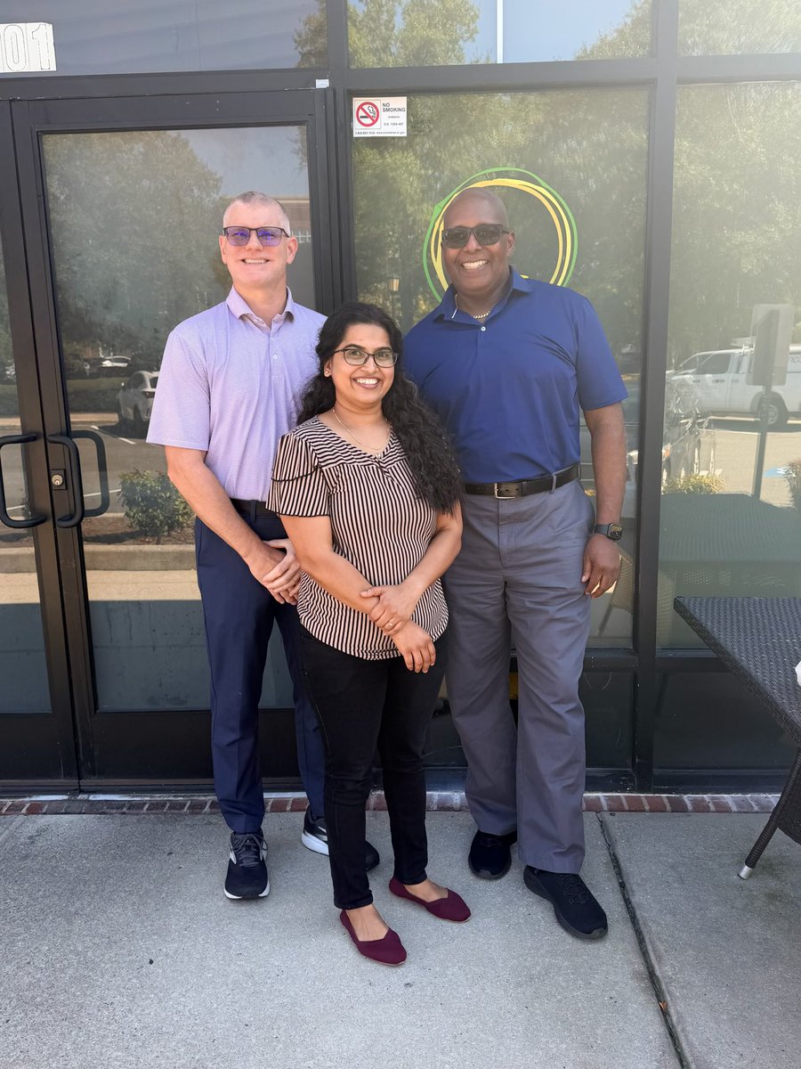 CameronLabUNC's tweet photo. Today turned out to be a meeting-light day. I was able to squeeze in lunch with the group to celebrate Abha Jain’s new position as a Senior Scientist at Ten63 Therapeutics. We all wish her the very, very best! https://t.co/6UZnA960Th
