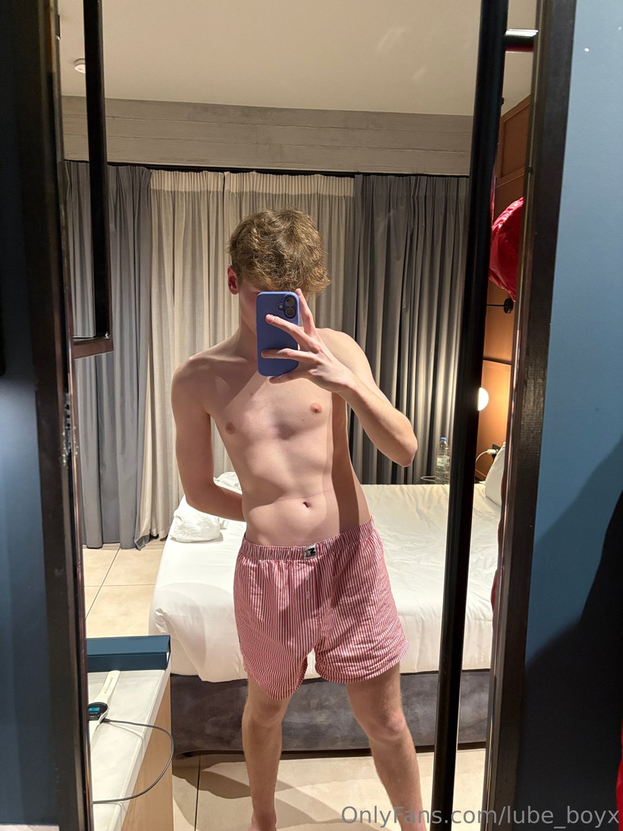 dannybrooksx's tweet photo. need a boyfriend? https://t.co/BJlSu5WhXM