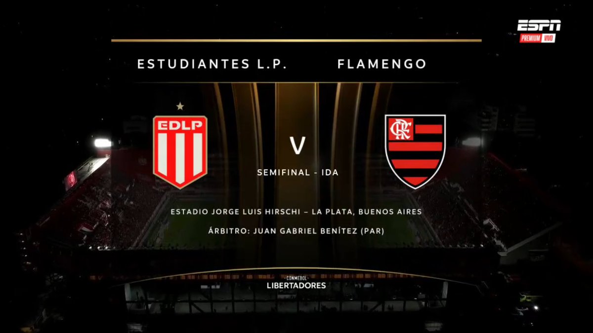 DanielFigueroaP's tweet photo. Mariano Closs y @dflatorre con #EstudiantesFlamengo #LibertadoresxESPN https://t.co/ms7hK6V2Sr