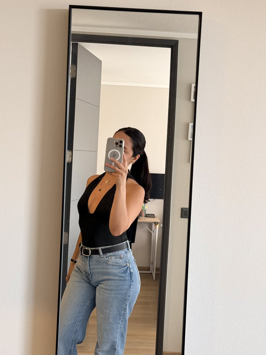 goddessyeli's tweet photo. So fucking perfect https://t.co/vo7yyLhGx8