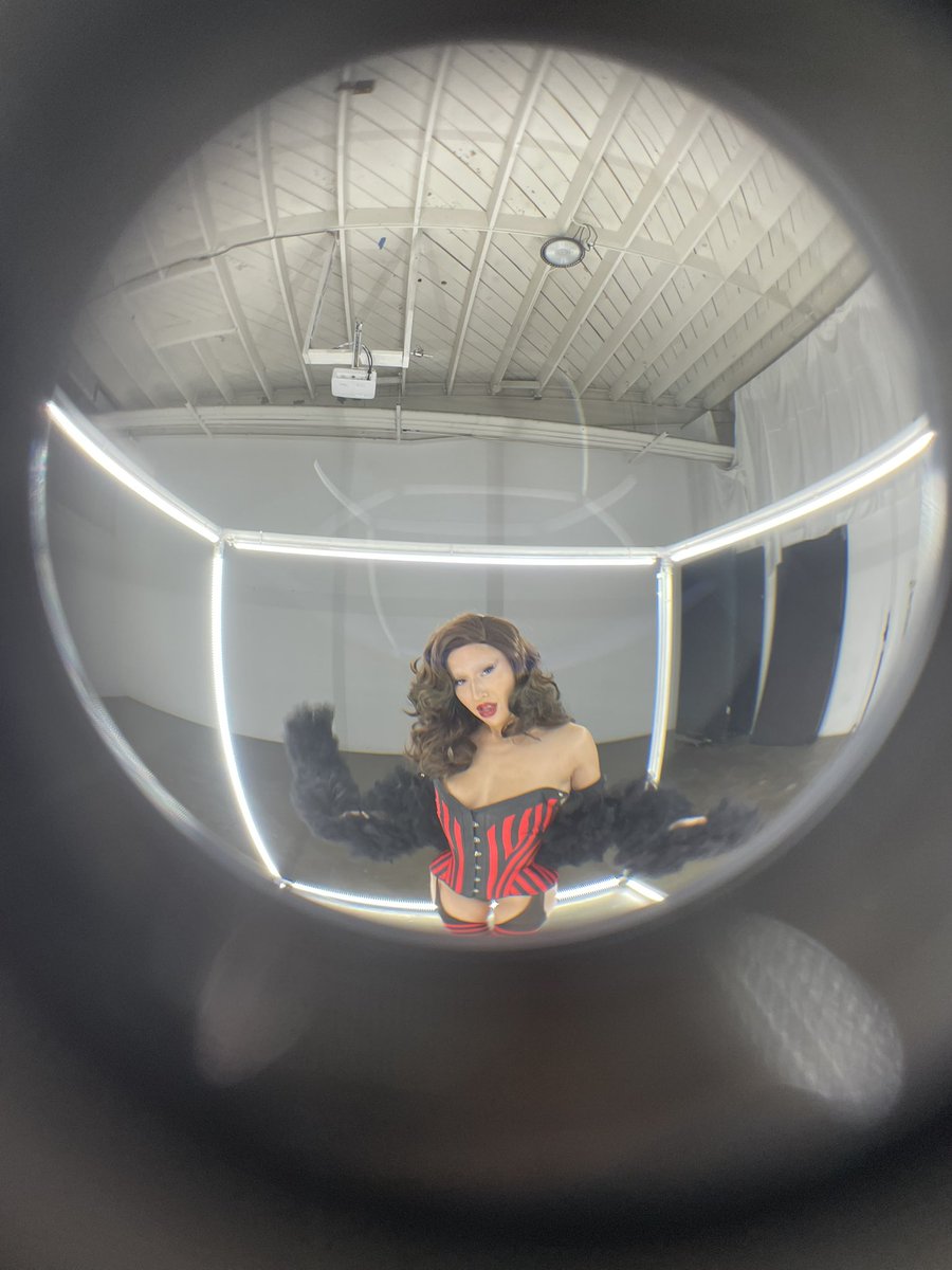 ChainsAlexxxa tweet picture