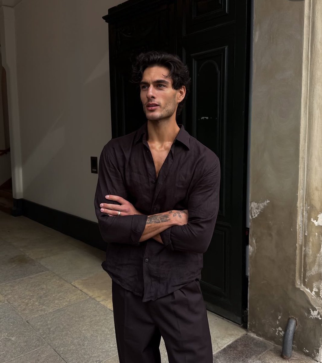 girlszcoregirll's tweet photo. a prime escalando o emilio p ser o xaden riorson sendo que o ariyan existekkkk, serio prime vc acabou c a minha noite https://t.co/qw0qzjTQQg