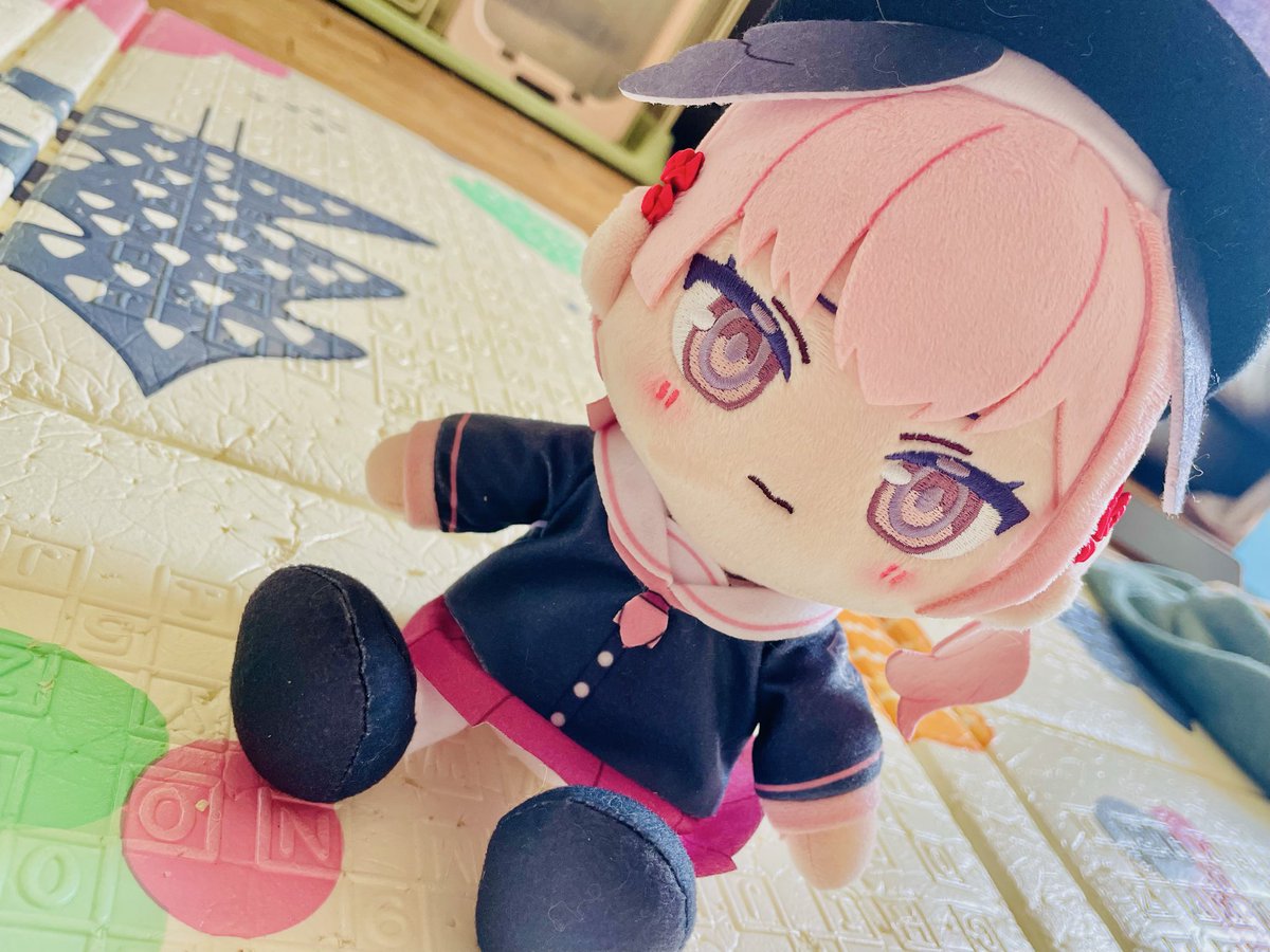 ra_men0919's tweet photo. ໒꒱ おはよう 、せんせい きのうは はやくねたよ ？

 #ブルアカぬいぬい部 #ぬい撮り #ぬい活 https://t.co/VAPJG9P2Qc