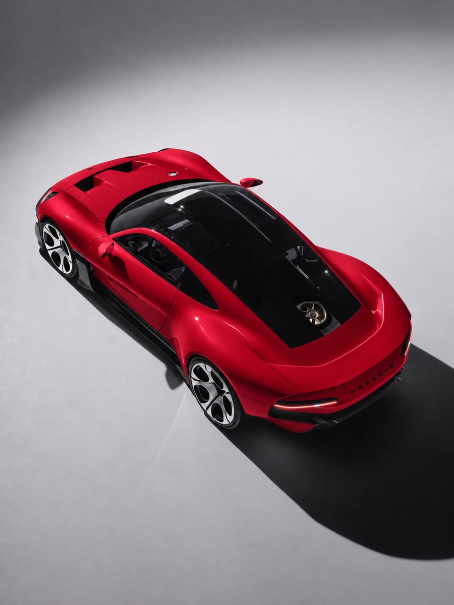 Porsche911UK's tweet photo. Can Porsche take on Ferrari ? With the Mission S https://t.co/zxNRLazwiE