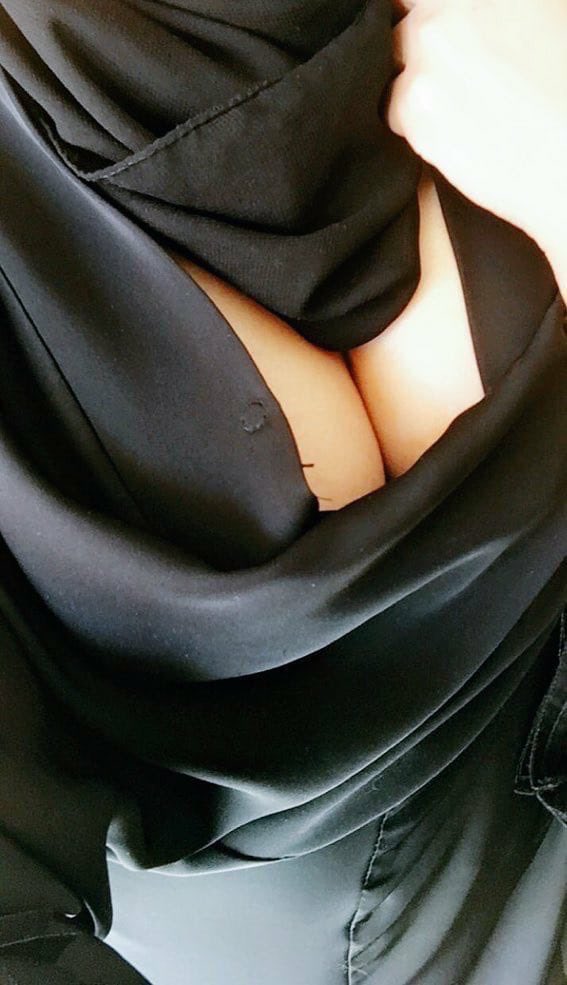 mhamedmj77's tweet photo. من يبي يرفع هرمون الدياثة عنده https://t.co/hnvtWGCWAz