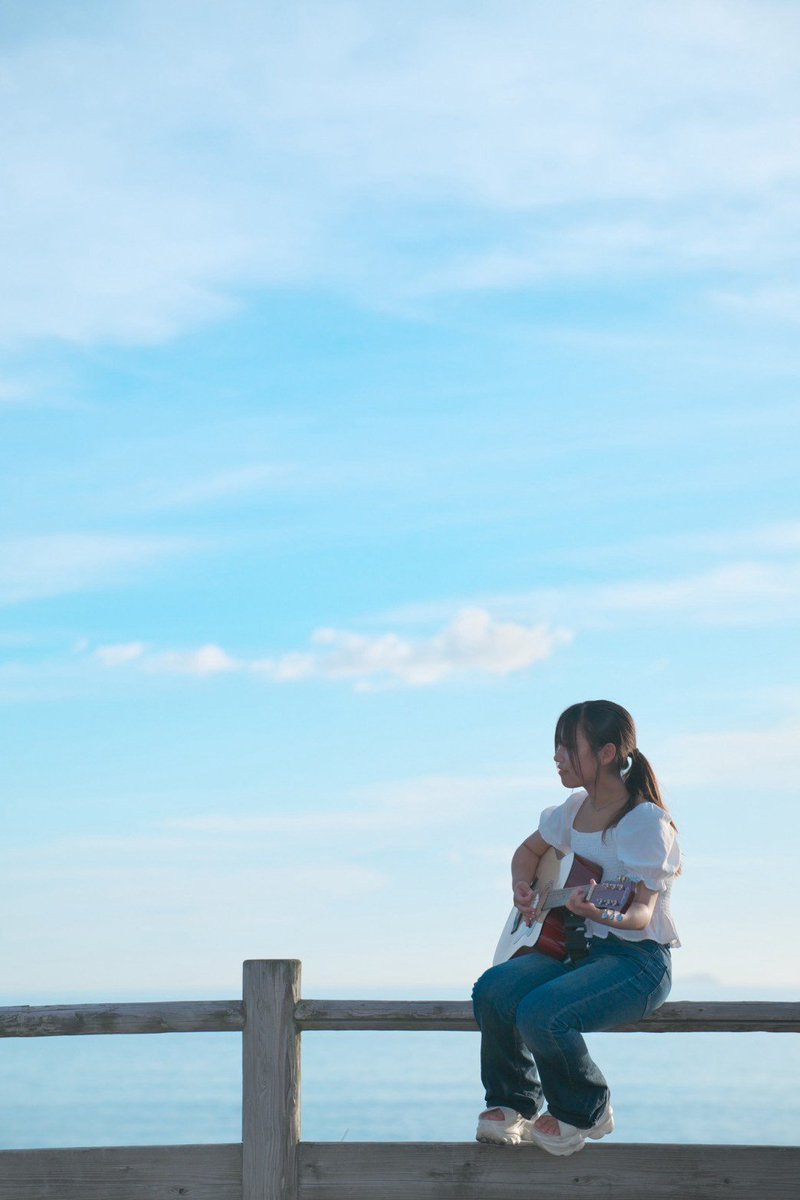 Any_you_'s tweet photo. お陰様でHI-NA(@hina_acount)は以下の楽曲
を制作中です

映画「明日へのコード」
美月監督の歌詞を歌に

映画「夏の余白」
作品の世界観を

FS Depart HOKKAIDO
チームの勝利を願って

タイアップというと大きく聞こえますが、何かのため、誰かのために想いを曲にしていきます
#SSW #作詞 #作曲 #音楽 https://t.co/uKAo6Vd2kw