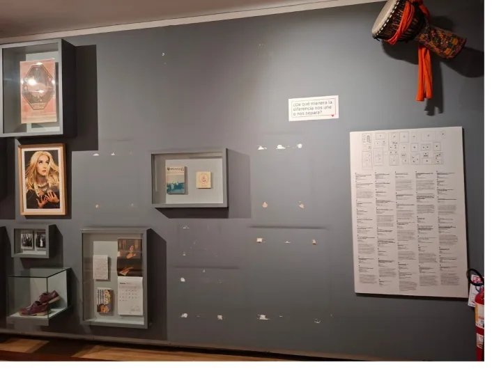 lasillavacia's tweet photo. Gobierno De la Espriella ordenó desmontar más de 30 obras del Museo Nacional.

La Silla Vacía evidenció cómo fueron desmontados objetos alusivos al movimiento Lgtbi, el feminismo, la violencia política y el Acuerdo de Paz. Muros enteros quedaron desnudos.
https://t.co/u21Mgb9zwn https://t.co/aQkP9dNJnI