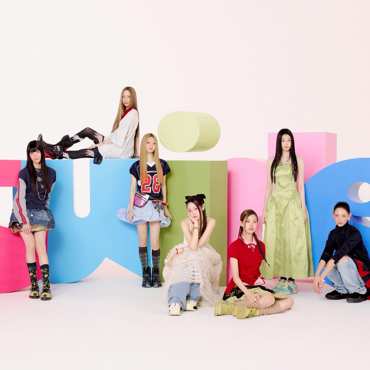 chartstuide's tweet photo. .@TUIDE_official and ILLIT are the only 5th generation girl groups to chart multiple songs from their debut album on YouTube Music Korea for three consecutive months. 🇰🇷

#TUIDE #튜이드 https://t.co/zfDAuoMOeM