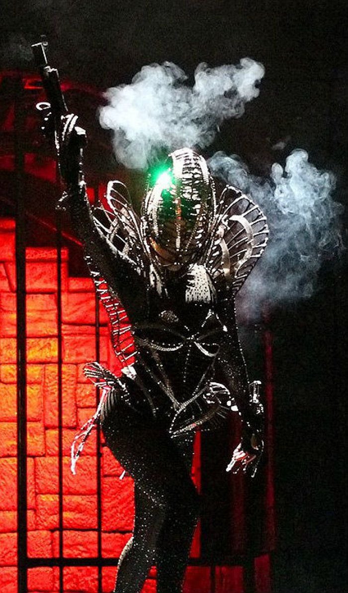 gagadontist's tweet photo. The category is… Gagaween https://t.co/mccCEw9BNU