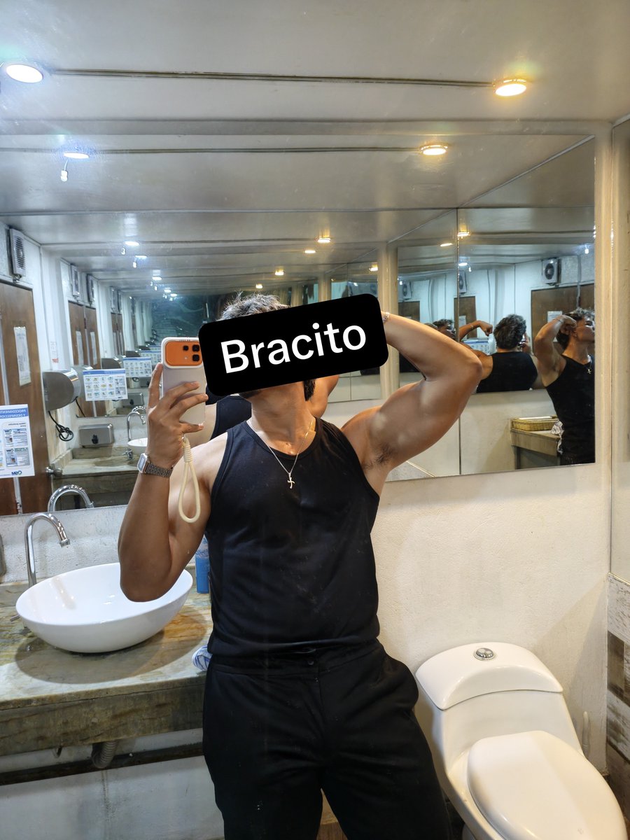 MaikMartinez9's tweet photo. Muestren con que abrazan a sus pasivos 😏🥵

#muscle #gay #pasivos #activos #chudai https://t.co/ccgs1a1Ngf