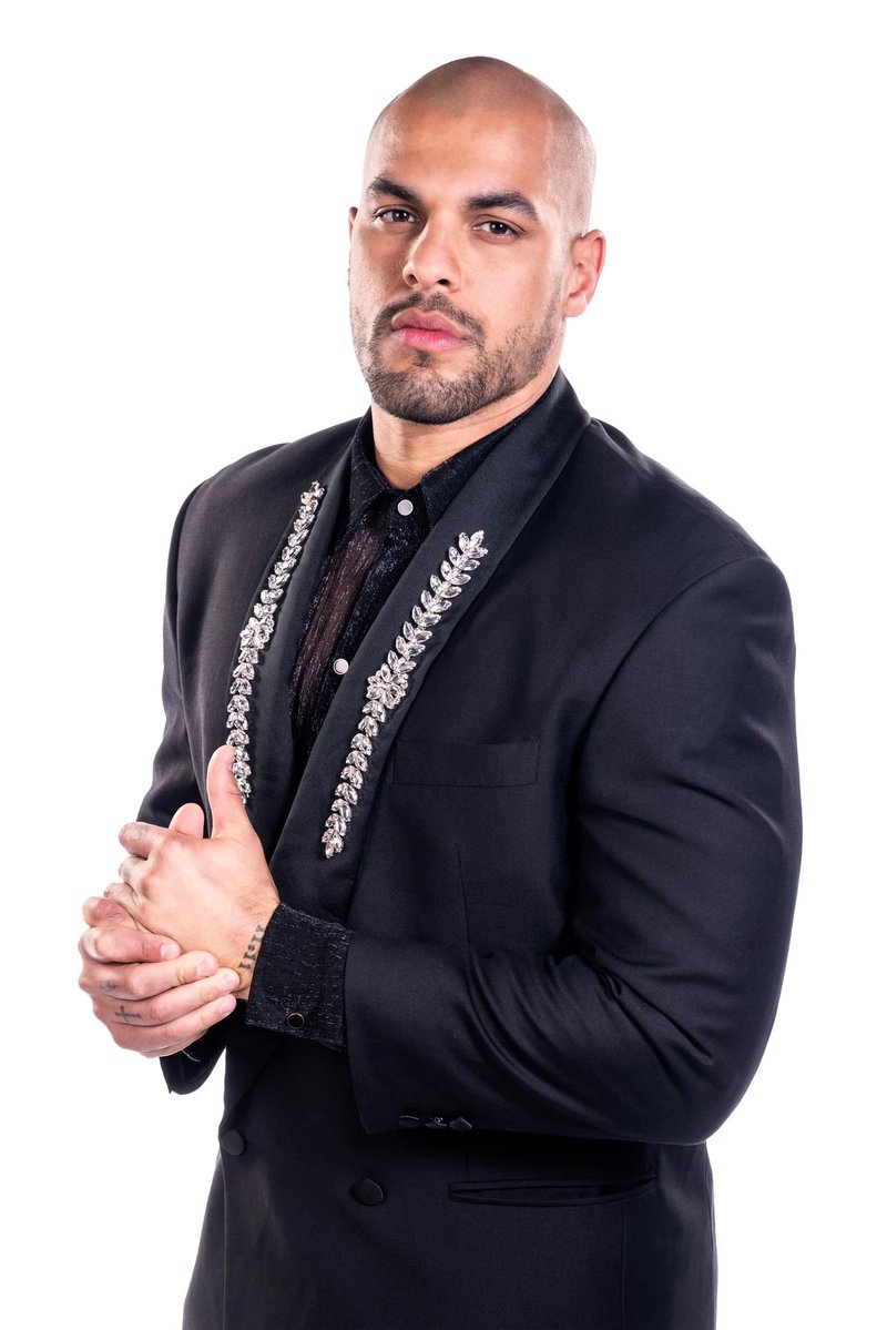 bbgodgela's tweet photo. after being evicted first in the @ramble_hq battle royale season 1, @JoshMartinez444 has won battle royale season 2

congratulations josh!

#BB28 #Survivor51 #RHAP #BattleRoyaleSurvive https://t.co/LotTJggvak