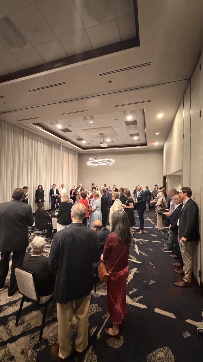 JenBalkcom's tweet photo. Incredible evening with @SpeakerJohnson! Republicans in NC-11 are fired up. 🔥 https://t.co/PLWlW3m1uU