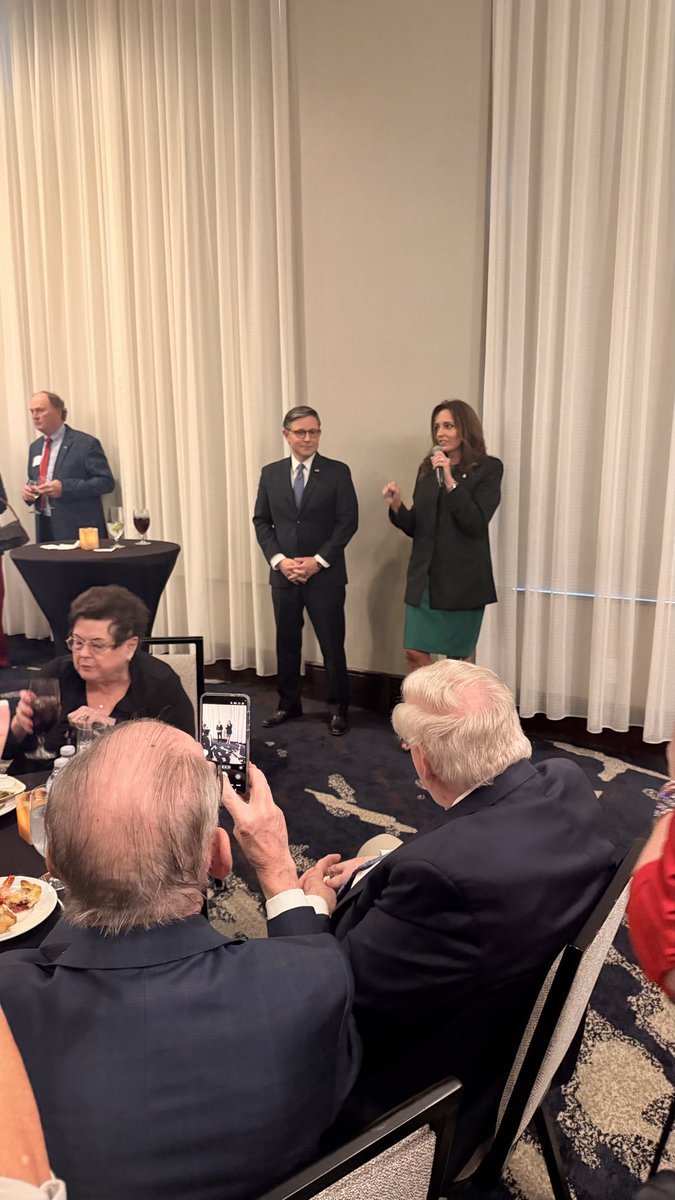 JenBalkcom's tweet photo. Incredible evening with @SpeakerJohnson! Republicans in NC-11 are fired up. 🔥 https://t.co/PLWlW3m1uU