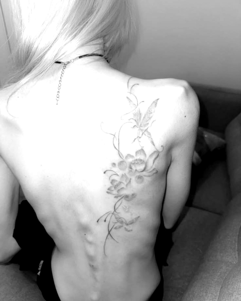 Reencarnationn's tweet photo. ㅤㅤㅤㅤㅤㅤㅤㅤㅤㅤ ㅤㅤㅤㅤㅤㅤㅤㅤㅤㅤ ㅤㅤㅤㅤㅤㅤㅤㅤㅤㅤ
 𝓔njoy marking your body, रंडी. 𝓛eave traces where memories already know their way. ⠀ https://t.co/YC6wEz8QFK