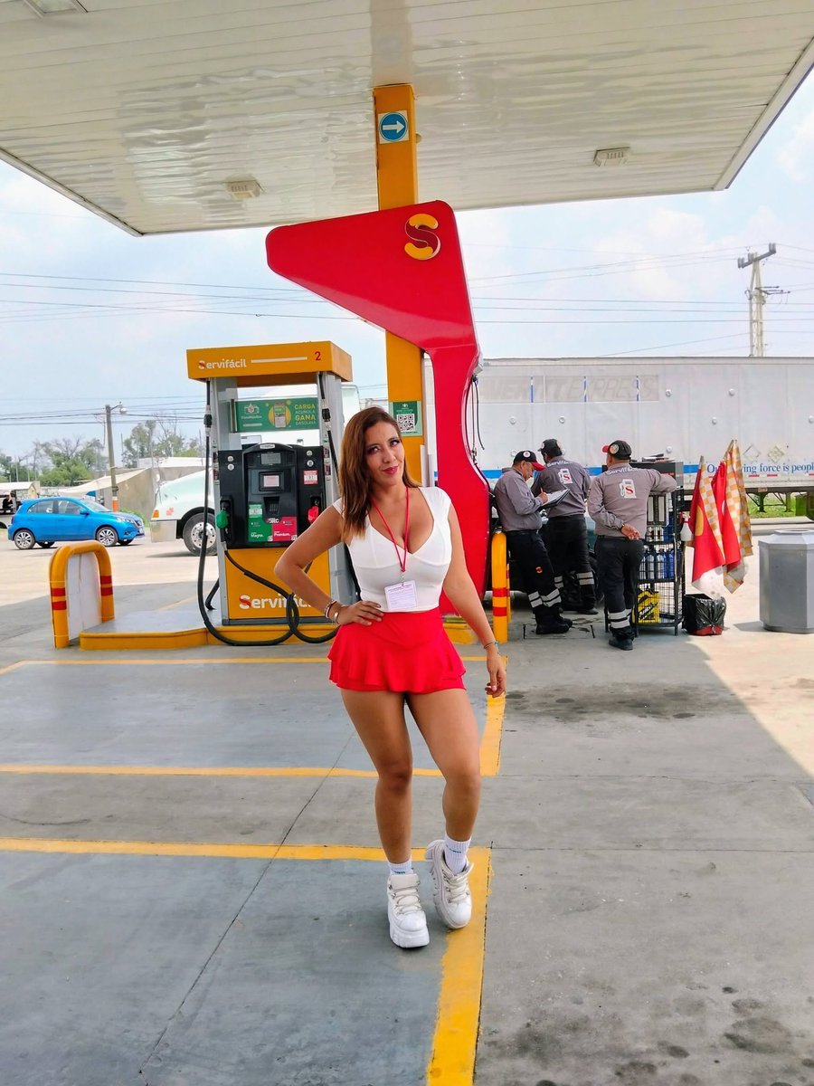 SeductorasTV's tweet photo. 👠¡Que ojos!
Seductora; Jess Romero
#SeductoraEdecan

#TotalmenteSeductora #Seductoras #EllaEsSeductora #MujerSeductora #NalgonaSeductora #SoySeductora #Seduccion #Seduceme #EllaEsSeductora https://t.co/bW8pX24NOf