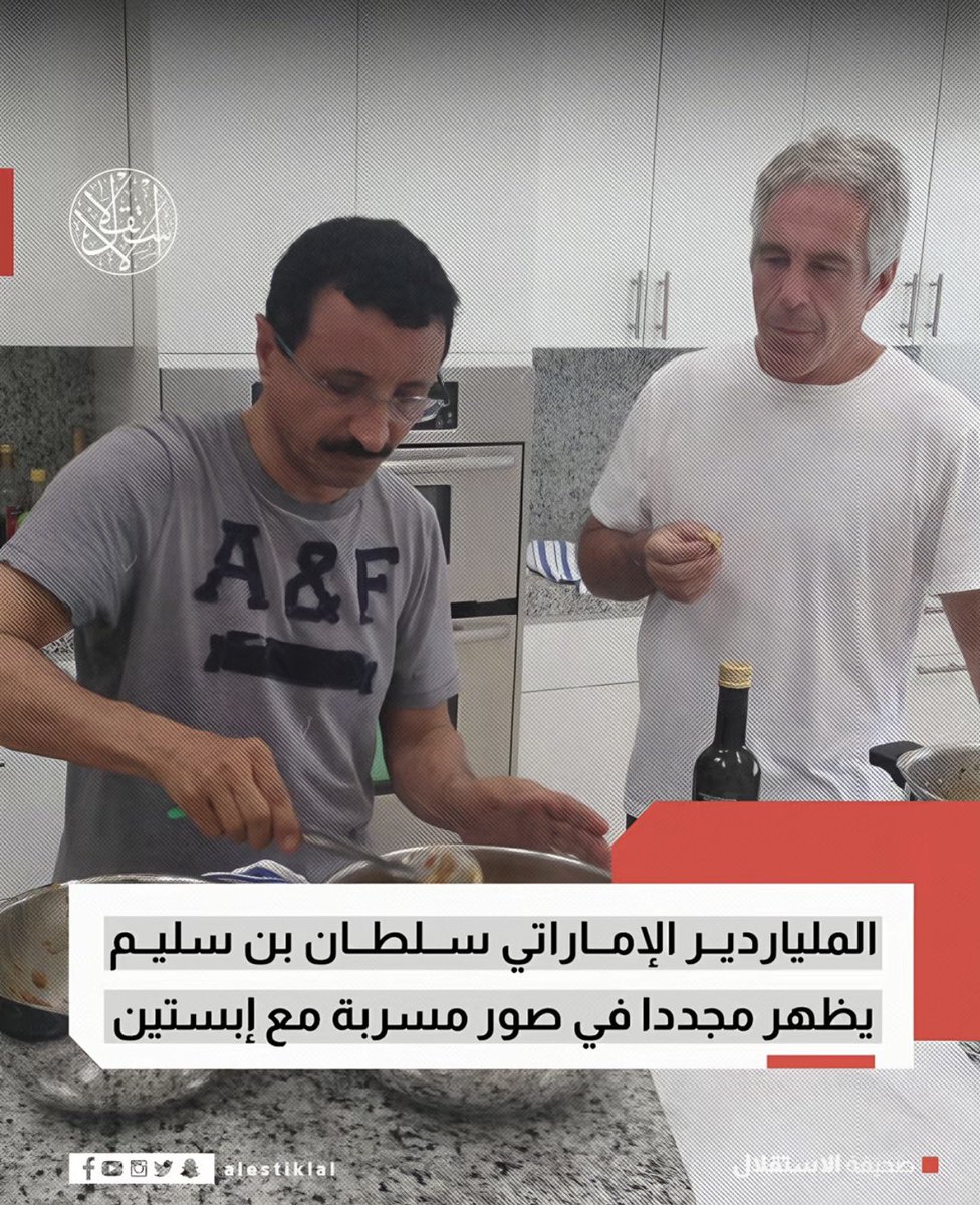 4dcckxrybt's tweet photo. @sawnx7 @6eetb @_uy8o @MBZx_1971 خلينا لكم الفبركة لكن الحقيقة انكم طباخين وخدام له https://t.co/21r1vZ47NI