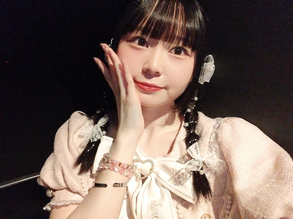 sakura_17diary's tweet photo. おはよう☀️

今日はライブ前の金曜日だから、パパが帰ってくる前にライブの準備終わらせるよ〜✊🏻

今回も無事終わりますように໒꒱⋆꙳

平日ラスト1日も頑張ろうね🌸 https://t.co/jrR3yCZVHX