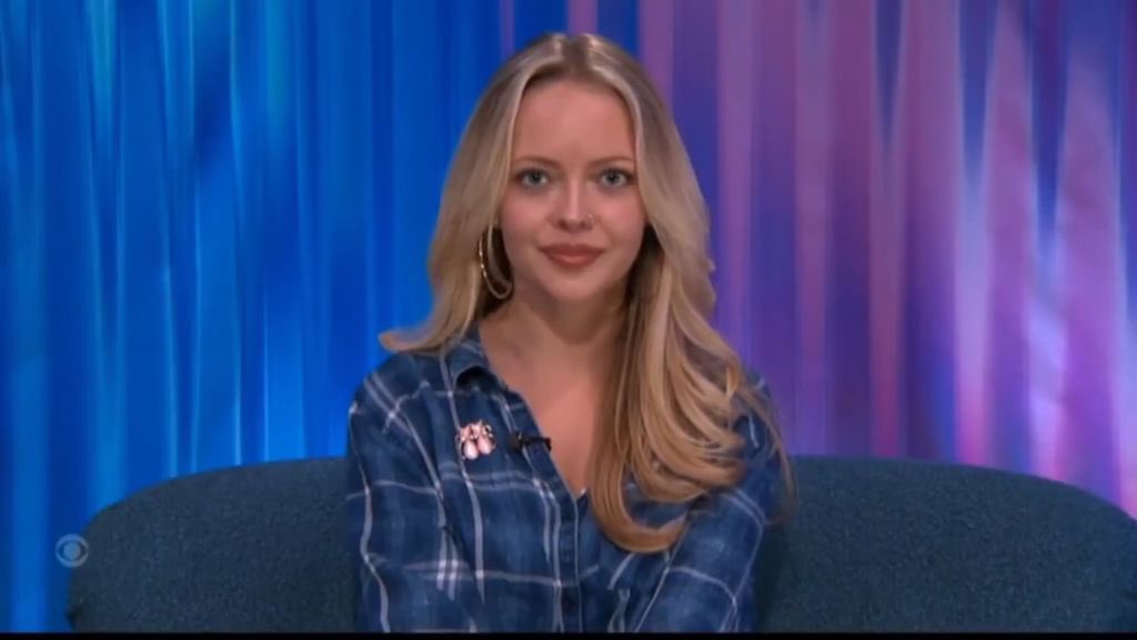 h3nr0O's tweet photo. All the Melody haters happy asf she lost but she won afp and gagged the live with how good she was at comps and showed her consistency by placing 5th again. Stay mad😇 #BB28 https://t.co/Lj7qX8f7Ox