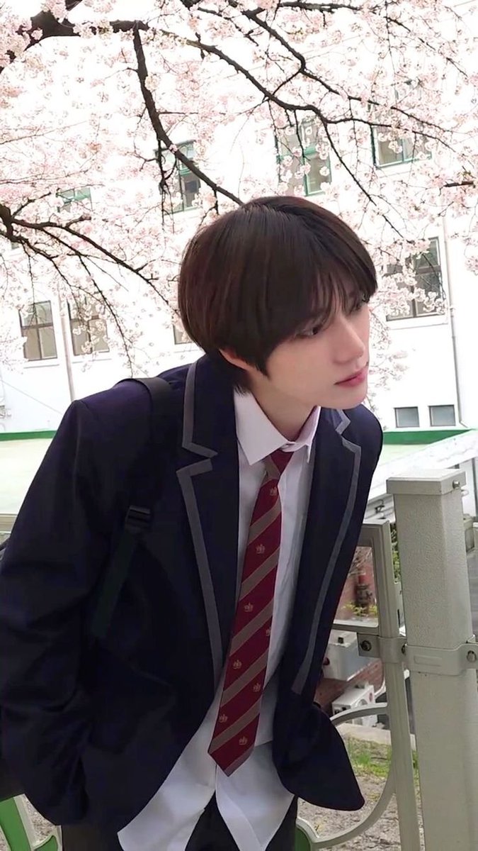 beomilog's tweet photo. my university crush ⊹ ࣪ ˖ ໒꒱ https://t.co/VeOo32AuIL