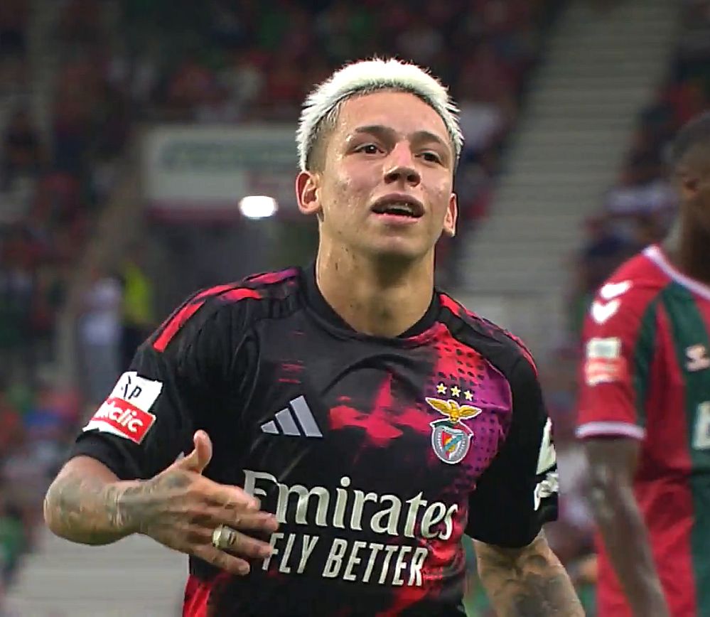 FTalentScout's tweet photo. Gianluca Prestianni is taking his game to another level this season:

☑️ 14 games
⚽️ 8 goals
🅰️ 5 assists
⏱️ A goal contribution every 79 minutes

The talent was never in doubt. Now the output is matching it. 🇦🇷🦅 https://t.co/cWwPDxIpGI