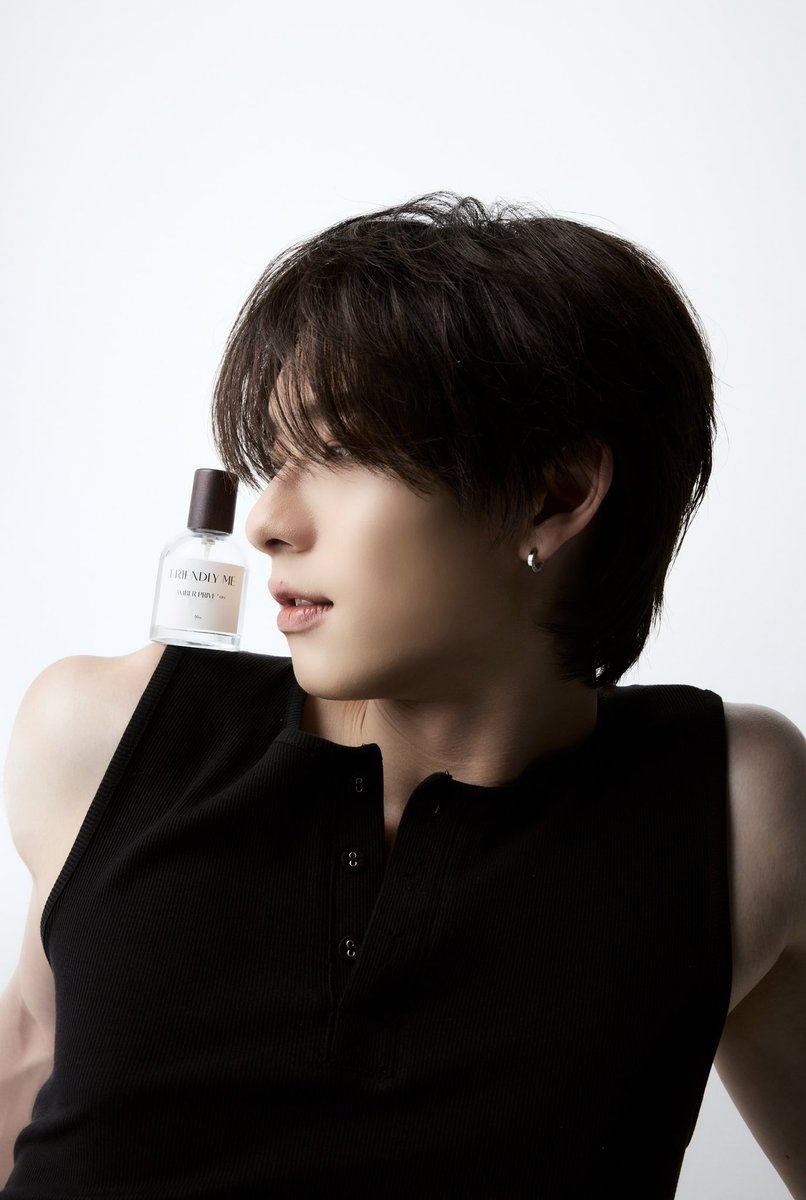 FriendlyMe_TH's tweet photo. เสน่ห์ที่น่าค้นหา มักไม่จำเป็นต้องอธิบาย 

เพียงกลิ่นหอมที่เป็นเอกลักษณ์
ก็สามารถทำให้ช่วงเวลาธรรมดา กลายเป็นช่วงเวลาที่น่าจดจำ

FRIENDLY ME AMBER PRIVÉ MIST
เพราะความประทับใจ เริ่มต้นได้จากสัมผัสของกลิ่นหอม

🛍️ ช่องทางการสั่งซื้อ FRIENDLY ME

เลือกช้อปผลิตภัณฑ์ FRIENDLY ME ได้ตามช่องทางที่สะดวก 

🛒 LINE SHOPPING
https://t.co/vwwNhHDybk

🛍️ BEAUTRIUM
พบกับผลิตภัณฑ์ FRIENDLY ME ได้ที่ร้าน BEAUTRIUM
ช้อปออนไลน์ได้ที่: https://t.co/UD6Lnkuztz 

🖤 FRIENDLY ME FLAGSHIP STORE
📍 สาขาบรรทัดทอง (Banthat Thong)
https://t.co/fwEP8tGvoD

✨ แวะมาสัมผัสประสบการณ์ความงามได้ที่หน้าร้าน!
ลูกค้าสามารถทดลองผลิตภัณฑ์ พร้อมรับบริการแต่งหน้าฟรีได้ที่ FRIENDLY ME FLAGSHIP STORE โดยมีผู้เชี่ยวชาญคอยให้คำแนะนำและดูแลอย่างใกล้ชิด เพื่อให้คุณค้นพบผลิตภัณฑ์ที่เหมาะกับตัวเองที่สุด 

#FriendlyME 
#FriendlyME_Thailand 
#FriendlyMeMist
#FriendlyMexPooh 
#ppoohkt #PooHHooPers @ppoohkt