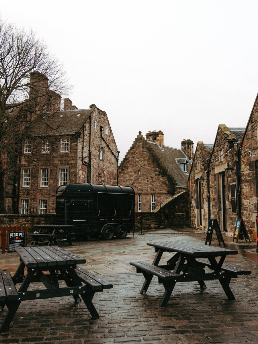 echoesofworld's tweet photo. Edinburgh, Scotland https://t.co/NEtqxBGGhQ