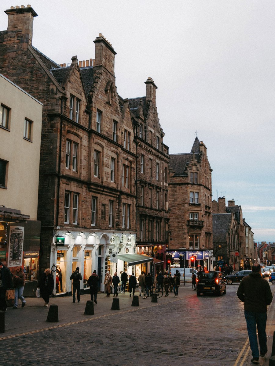 echoesofworld's tweet photo. Edinburgh, Scotland https://t.co/NEtqxBGGhQ
