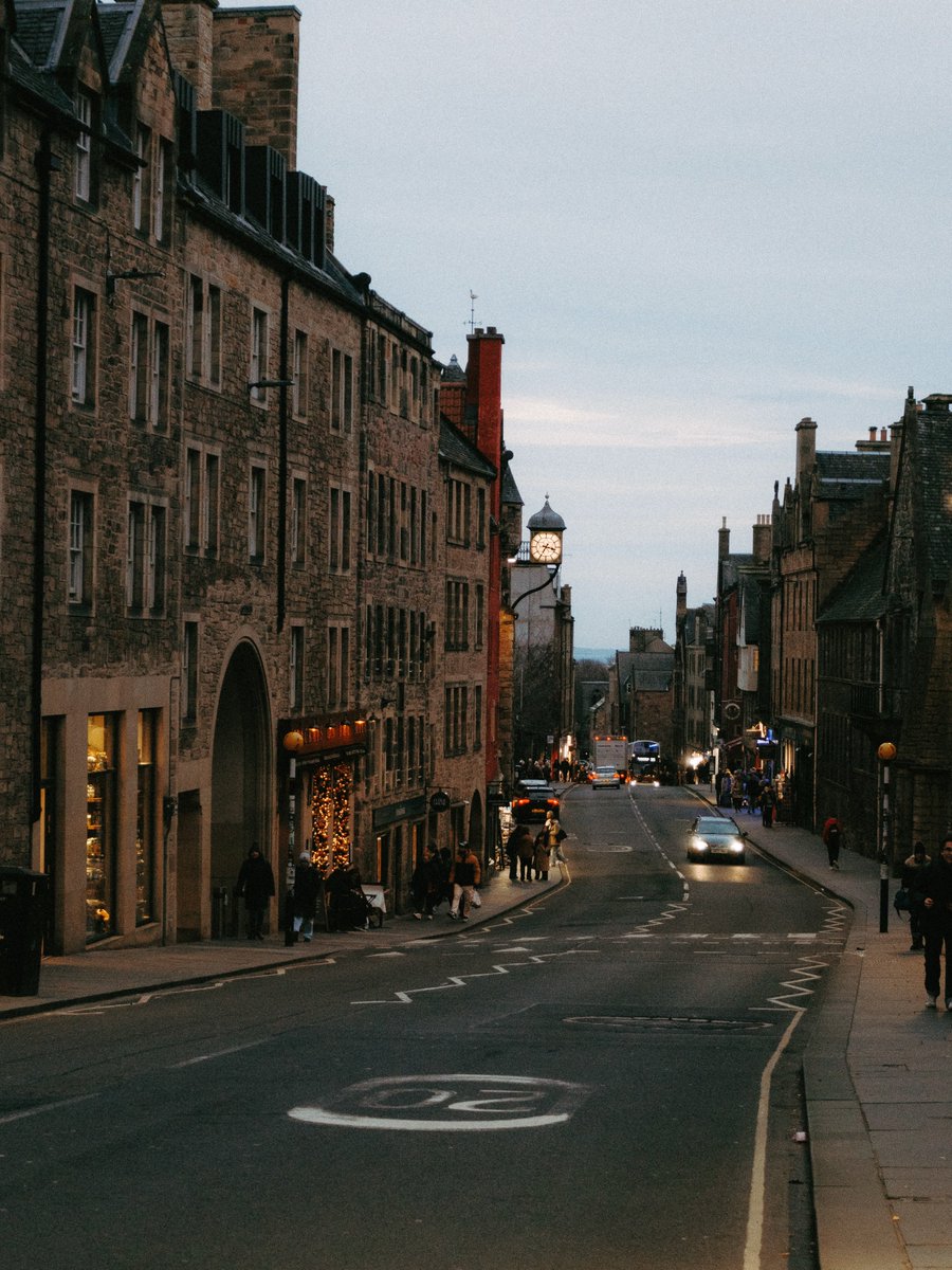 echoesofworld's tweet photo. Edinburgh, Scotland https://t.co/NEtqxBGGhQ