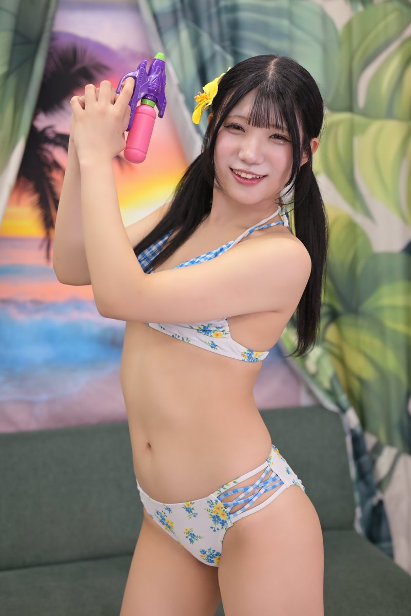 2mckwiina's tweet photo. 川野笑菜@irotori_ena 
東京Lily撮影会 https://t.co/bfFAV9tyg7