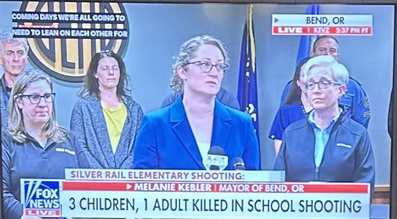 ss_scmb's tweet photo. A bunch of raging lesbians are in charge of keeping the Oregon children safe. https://t.co/qNkWl73gcm