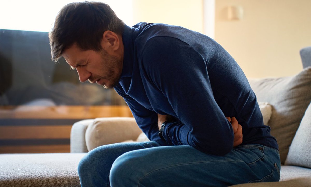 rx_less's tweet photo. 🤔 Bloating, stomach pain, or frequent heartburn? GERD, IBS, and gastroparesis can have similar symptoms but require different treatments.

Learn the differences, treatment options, and medication costs 👉 https://t.co/dHJZtr8PU6

#DigestiveHealth #GERD #IBS #RxLessAssurancePlan https://t.co/3f00Jwsh9J