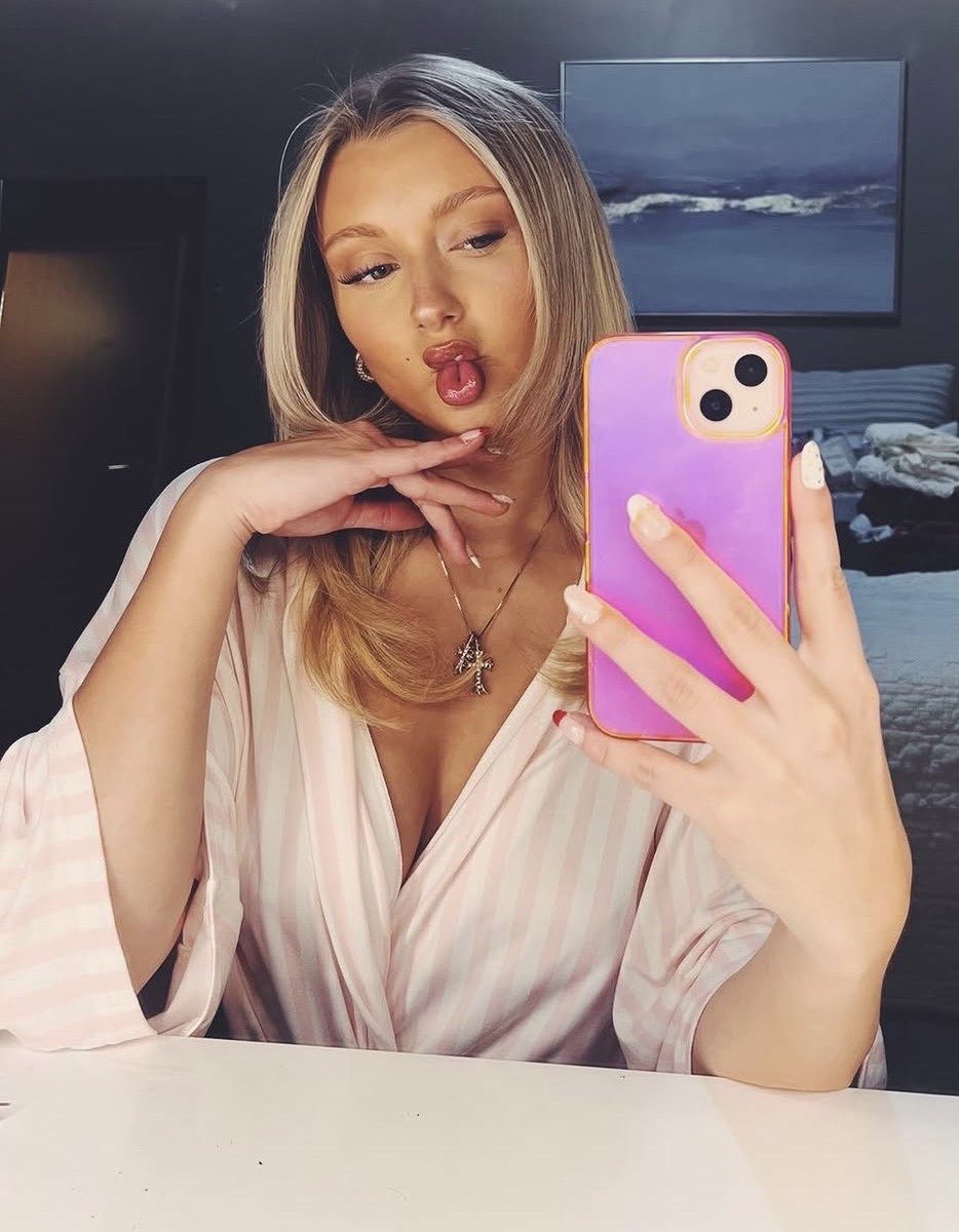 cuckdestroyor's tweet photo. Look at the 22yr slut welcome to the page Lillie now everyone’s gonna know you’re a worthless whore make the weak boyz drool hehe #horny #goon #exposed https://t.co/RkPBONITEq