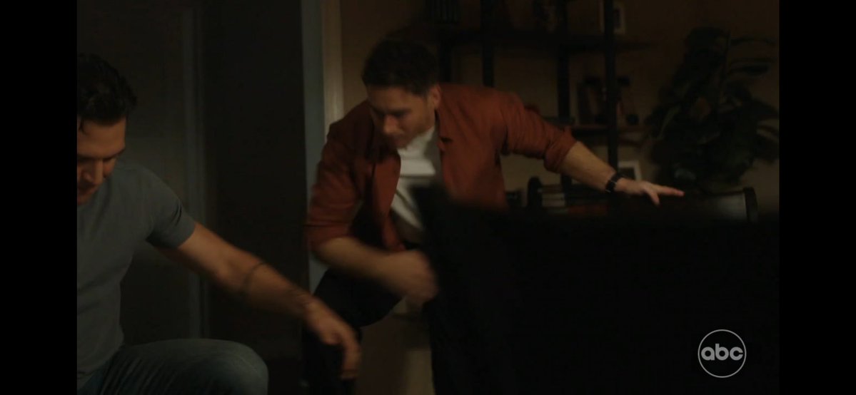 buckitallup's tweet photo. BOTH BUCK AND EDDIE IMMEDIATELY RUNNING TO CHRIS WHEN HE FALLS THOSE ARE HIS TWO DADS 😭😭😭 https://t.co/3WehOwfuME