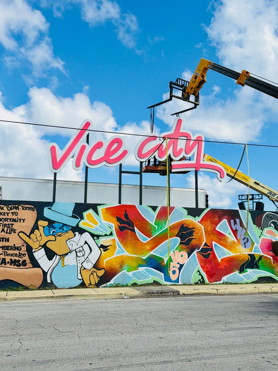 iGrandTheftAuto's tweet photo. Vice City sign spotted going up in Wynwood today!

III Points is this weekend and one of its parties is called “Welcome to Vice City,” so this looks like festival branding. Doesn’t seem like Rockstar is involved.

📍 Mana Wynwood Convention Center

📸 @/depotmsa on Instagram https://t.co/pTyIfHKGnN