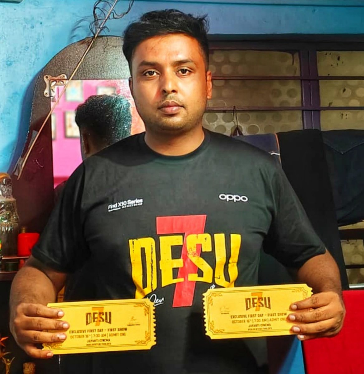 SayanDatta1998's tweet photo. 🔥 WE ARE READY FOR TO DAY 🔥The wait is finally over! ❤️‍🔥 #DeSu7 hits the big screens To Day 🎬
DESU7-A FLIM BY DEV CELEBRATE OF 50th FLIM &amp; DIRECTORIAL DEBUT ❤️‍🔥
Go and Watch near Cinema hall 📽️ #Desu7 🤞@idevadhikari @devpl_official  @isayantanroy @satadeeps @subhashreesotwe https://t.co/y2snbS1FOg