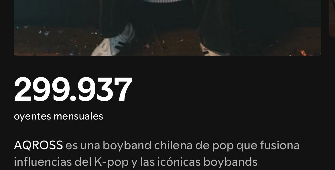 aqrossitos's tweet photo. es primera vez que llegan los 300,000 oyentes en spotify después de un año (el peak fue con 1313) 😭😭😭 we are so back https://t.co/X1Loul5Y0p