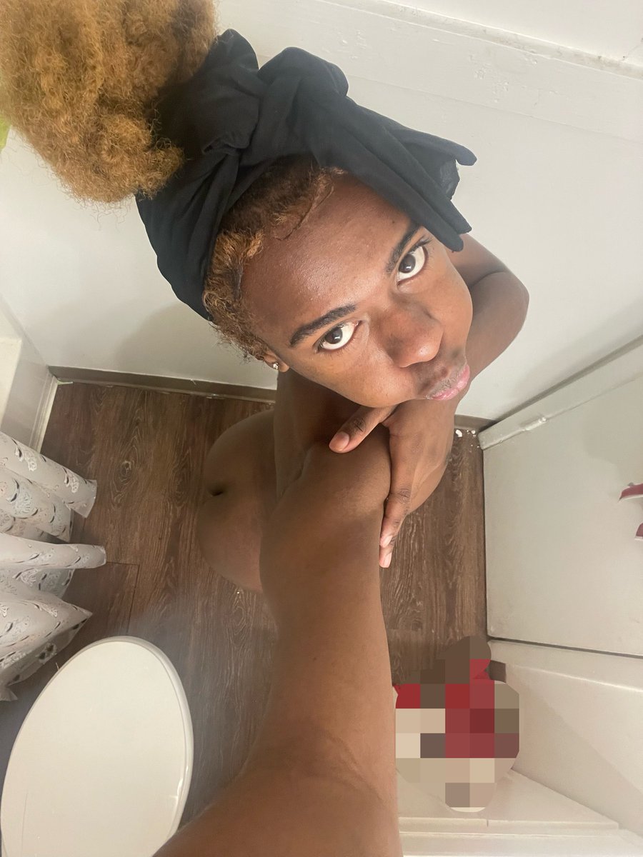 missthickumsmi's tweet photo. #southcarolina #greenvillesc #greenvillesouthcarolina #864freaks #d25 #gantt #whowannalinkin864 https://t.co/Kajpo9ADfV