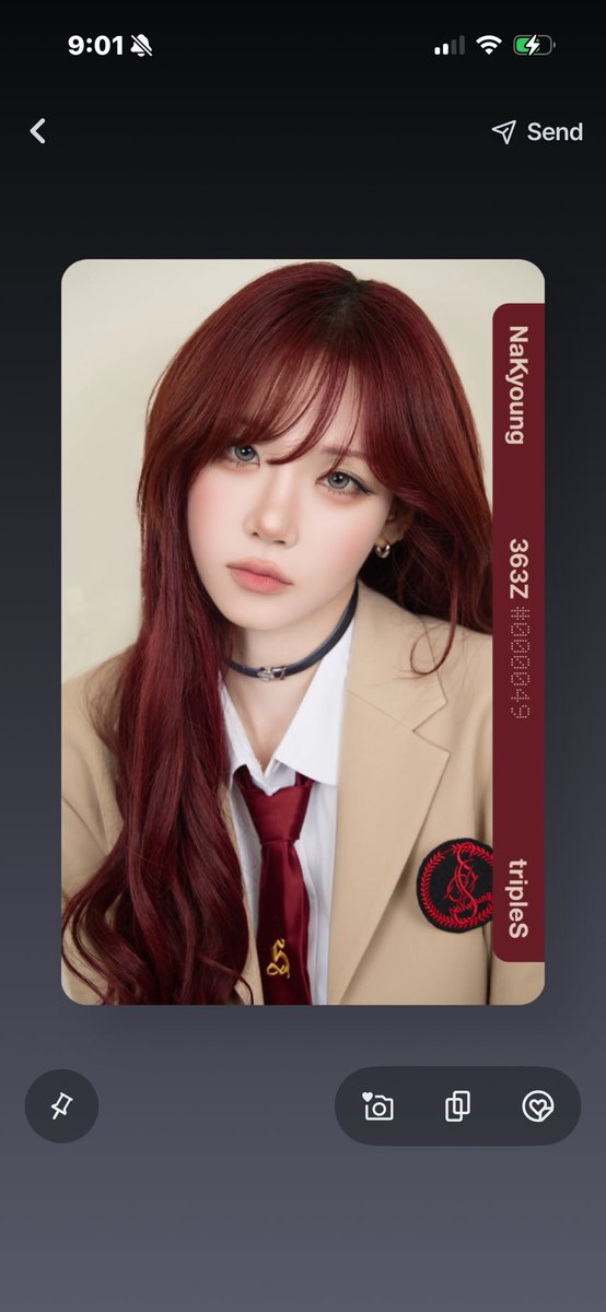 yuriburgerz's tweet photo. i will collect every red naky objekt ever… https://t.co/py1q5cZ4ce