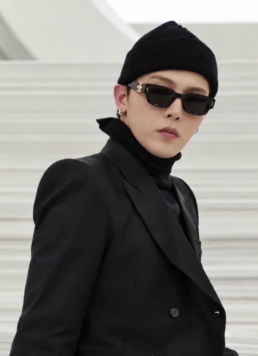 P0tGiY's tweet photo. I vote for #bigbang on #2026MAMAVOTE
빅뱅에 투표해요 매일 올려요 https://t.co/H1Hoq4JgeV