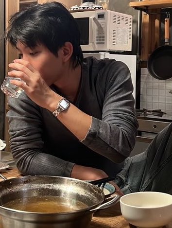 cmlee09_'s tweet photo. หมาแก่ หล่อ ๆ ตี๋ ติสต์ เทสดี รักสัตว์ วาสนาคุณหนึ่ง https://t.co/QOm3hzTwA8