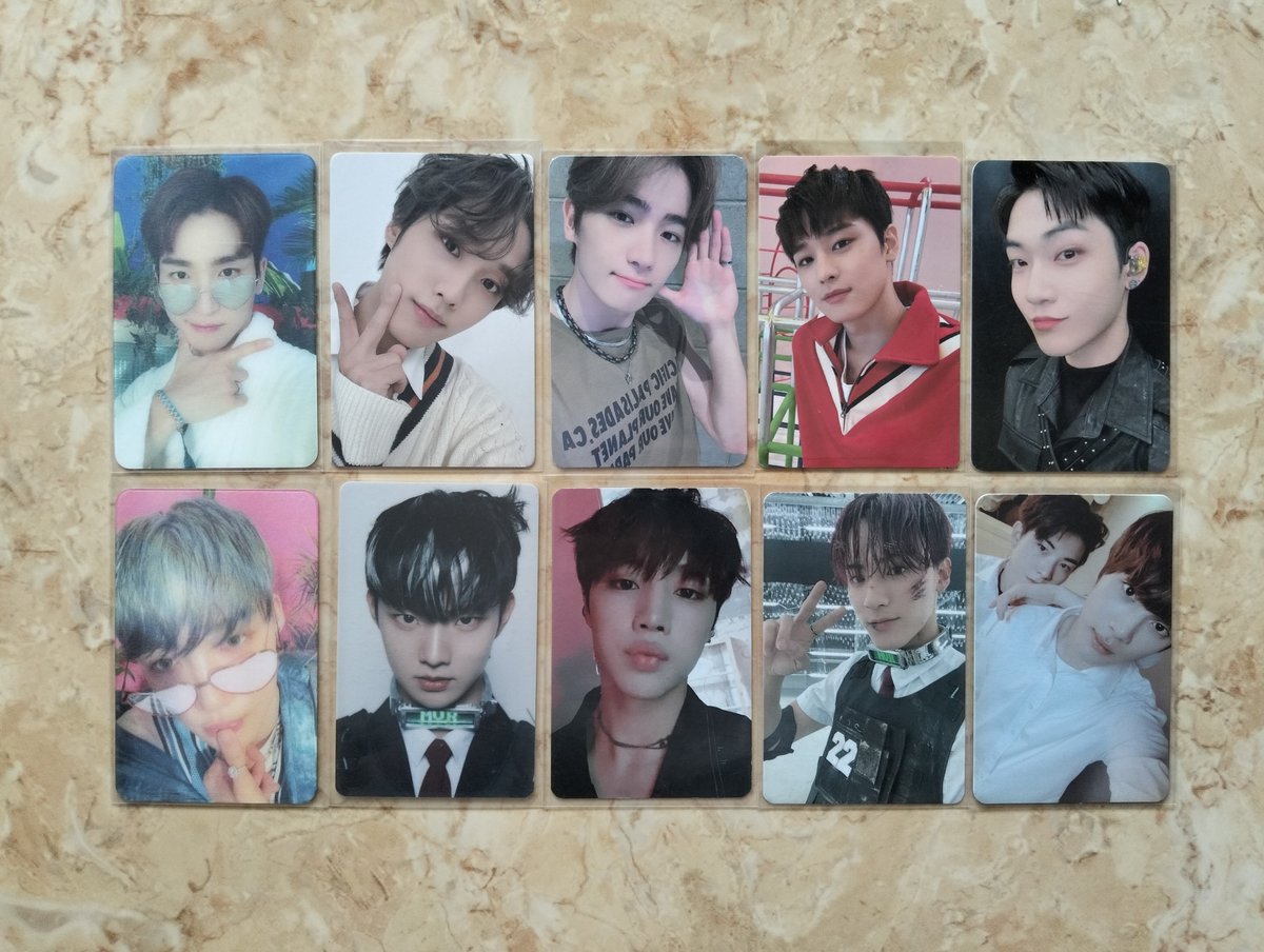 heohyunjoonly's tweet photo. siapapun tolong bantu jualin pc" ini aku udah stopcol😭 bisa oren dom jatim

#wtb #wts #tbz #theboyz #sangyeon #younghoon #hyunjae #juyeon #kyu #new #haknyeon #jacob #kevin #sunwoo #eric https://t.co/lGxPWiBpo7