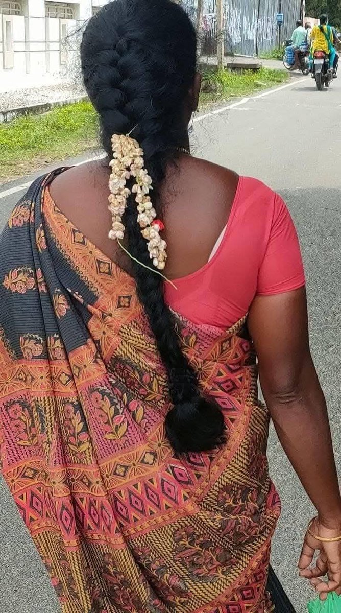 aunty_adictor's tweet photo. பின்னழகு 🤤 https://t.co/QTW17hPivQ