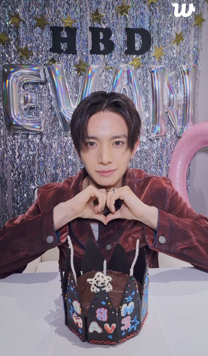 sarasilveira_'s tweet photo. :Β¨ Β·.Β· Β¨: β β
`Β· . π«π€πππβ€οΈπβ¨οΈ
#HAPPYBIRTHDAYEVAN #EVAN
#HAPPY_EVAN_DAY #EVANDAY
#μλ° #HEESEUNG #ν¬μΉ @h_evva_n https://t.co/moXbrJVt0n