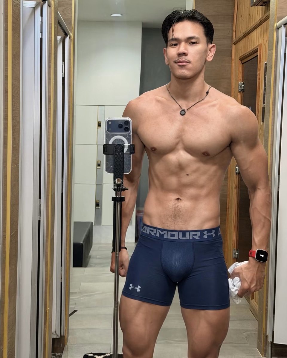 khmer20cm's tweet photo. Idol សង្ហាហើយ ធំវែងទៀត🍆🔥 https://t.co/idxC5mU7g0