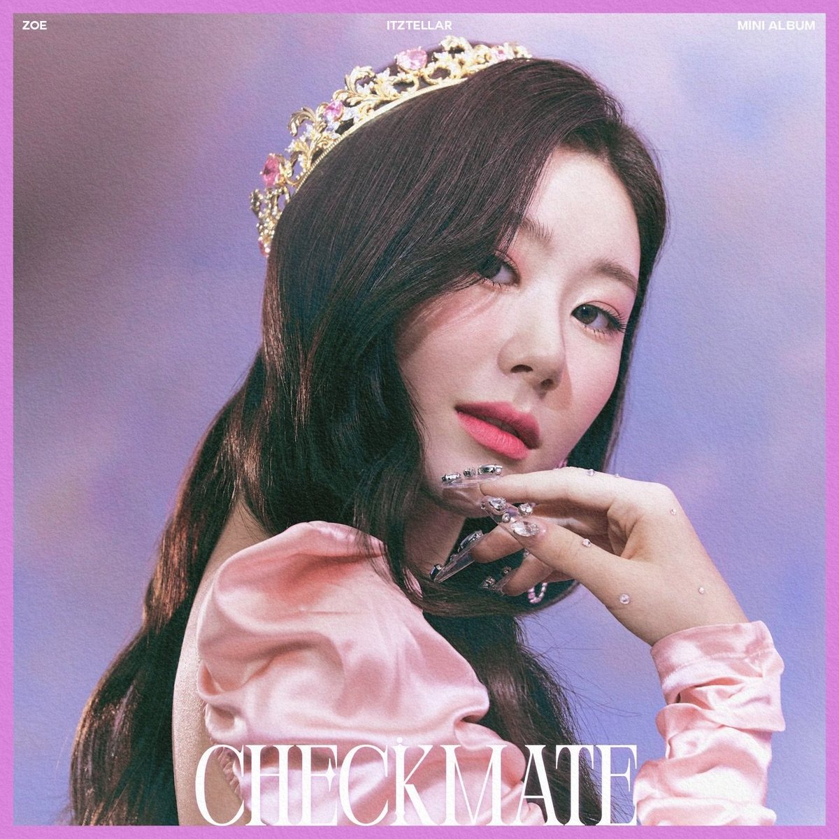 itztellarp's tweet photo. 𝖨𝖳𝖹𝖳𝖤𝖫𝖫𝖠𝖱 <𝐂𝐇𝐄𝐂𝐊𝐌𝐀𝐓𝐄> CONCEPT PHOTO #4
#𝖹𝖮𝖤 

🃏 ALBUM RELEASE
2026.10.18 SUN 5PM

#𝖨𝖳𝖹𝖳𝖤𝖫𝖫𝖠𝖱 #LIGHTDZY 
#ιtztᥱᥣᥣᥲrdebut
#ιtzcheckmate https://t.co/wb0UyytrHu
